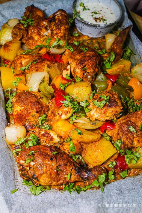 Tandoori Chicken Traybake - Nomadette Tandori Spice Chicken, Chicken Traybake, Chicken Tray Bake, Spiced Chicken, Tray Bake Recipes, Chicken Spices, Easy Soups, Red Food, Marinated Chicken