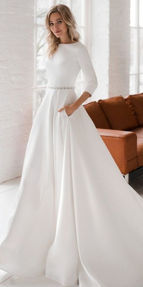 Baju Kahwin, Modest Wedding Gowns, Dresses Princess, Wedding Dress With Pockets, White Wedding Dress, Top Wedding Dresses, Modest Wedding, Sleeve Wedding Dress, Wedding Dress Trends