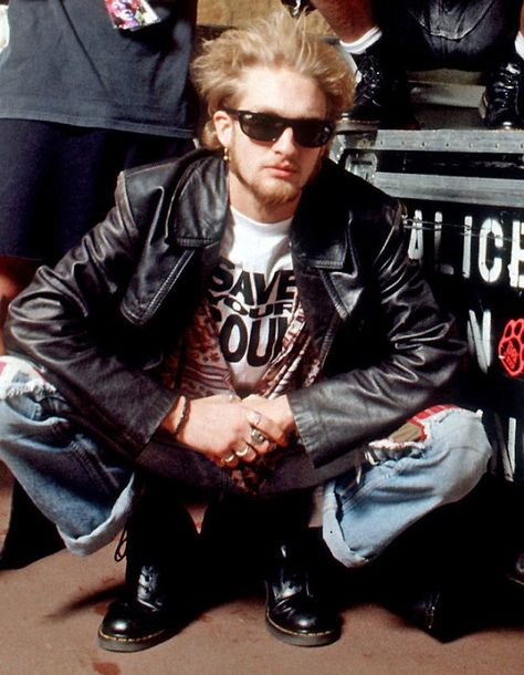 Layne Stanley, Demri Parrott, Mad Season, Layne Staley, Grunge Band, Alice In Chains, Aesthetic People, Mötley Crüe, Weird Stuff