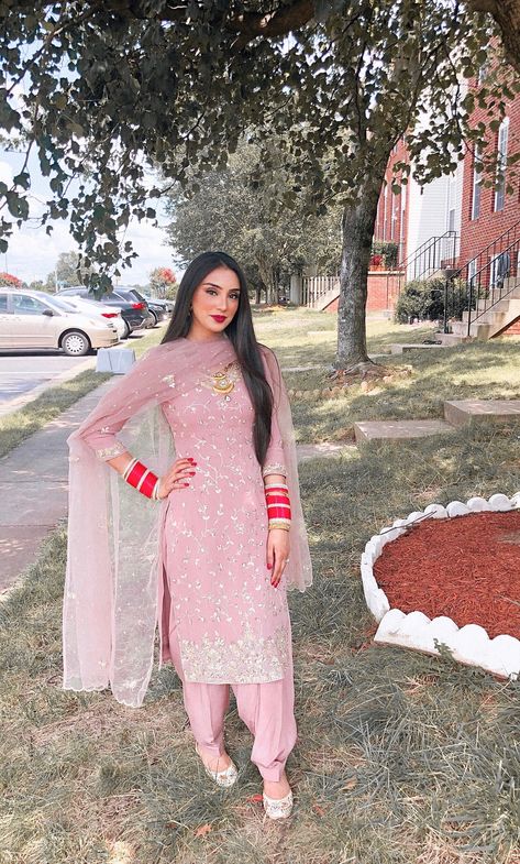 Casual Home Outfits Indian, Handsome Women, Punjabi Dress Design, Pink Sharara, Bridal Suits, Dance All Night, Salwar Pattern, Party Wear Dress, Lehenga Designs Simple