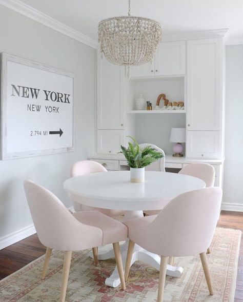 Pink Dining Rooms, Pink Chairs, Dining Room Light Fixtures, Small Dining, Modern Dining Room, Dining Room Lighting, Dining Room Design, Room Chairs, Room Table