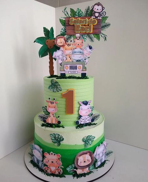 Bolo tema Safari: ideias, dicas e inspirações - Bolo Guaraná Pastel Safari, One Year Birthday Cake, Festa Safari Baby, Wild Baby Shower, Jungle Theme Cakes, Minecraft Birthday Cake, Safari Cake, Safari Animals Birthday, Tiered Cakes Birthday