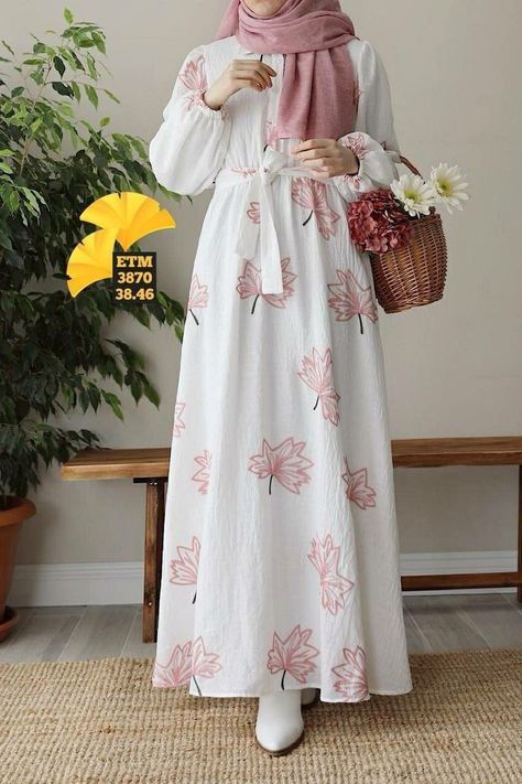 Burqa Design, Abaya Styles, Fashion Abaya, Simple Long Dress, Abaya Collection, Modest Girly Outfits, Hijab Collection, Printed Fashion, Pakistani Fancy Dresses