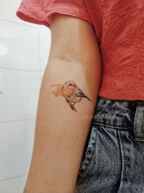 European Robin Tattoo, Small Robin Tattoo, Robin Tattoo Design, Finch Tattoo, Robin Bird Tattoos, Robin Tattoo, Tummy Tattoo, Mum Tattoo, Bird Tattoos For Women