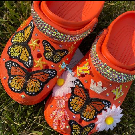 Fancy Crocs, Croc Ideas, Designer Crocs, Orange Crocs, Crocs With Charms, Bedazzled Shoes Diy, Bling Crocs, Bedazzled Shoes, Custom Crocs