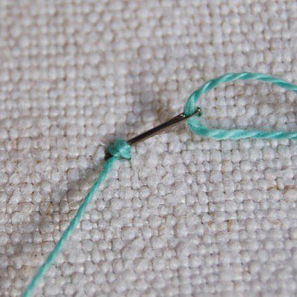 French Knot Stitch, Knitting Crafts, French Knot Embroidery, Knots Tutorial, Hand Embroidery Flowers, Stitch Ideas, Sewing Embroidery, French Knots, Simple Embroidery