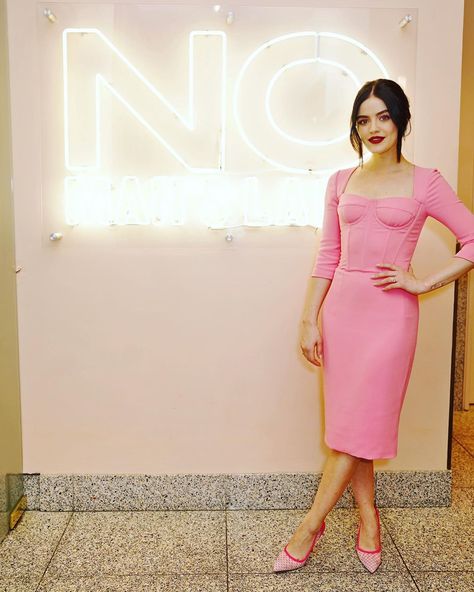 Lucy Hale Dress, Lucy Hale Outfits, Hot Pink Pumps, Lucy Hale Style, Katy Keene, Paige Evans, Bridget Jones, Go To New York, Lucy Hale