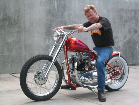 Brian Setzer on his Triumph Thunderbird! Triumph Bobber Custom, Triumph Motorbikes, Triumph Chopper, Brian Setzer, Triumph Thunderbird, Memphis Belle, Old School Chopper, Triumph Bikes, Triumph Bobber