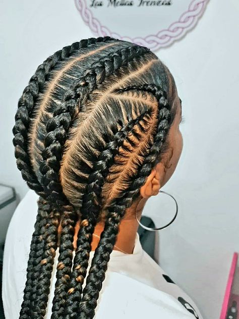 Diseño trenzas pegadas africanas Cornrows Ideas, Cornrows Braids For Black Women, Afro Natural, Big Box Braids, Big Box Braids Hairstyles, Protective Hairstyles For Natural Hair, Feed In Braids Hairstyles, Goddess Braids Hairstyles, French Braid Hairstyles