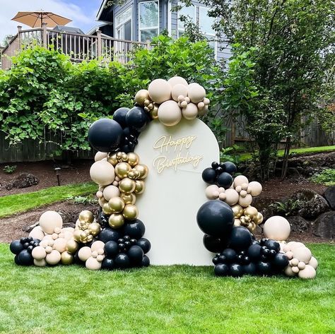 3 Arch Backdrop With Balloons, Brunch Party Decorations, Black Centerpieces, 40th Birthday Decorations, Birthday Party Theme Decorations, 50th Party, Diy Birthday Decorations, Black Balloons, Balloon Backdrop