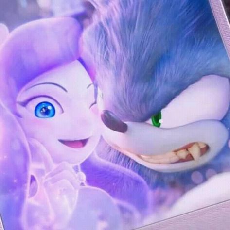 Sonic the Werehog in the movie special from the game "Sonic Unleashed" in "Sonic Night of the Werehog" Sonic The Werehog, Sonic Unleashed, Game Sonic, Anime Hands, Silver The Hedgehog, Avengers Comics, Sonic Fan Characters, Hedgehog Art, Sonic And Shadow