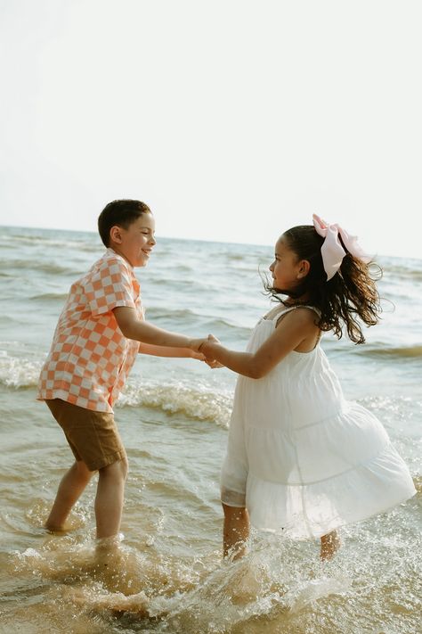 #familyphotography #upstateny #photography #ny #beach #minisession #beachminis #nybeach #haleymaysphotography Older Sibling Beach Pictures, Sibling Beach Pictures, Older Sibling, Older Siblings, Beach Sessions, Upstate Ny, Mini Session, Kids Pictures, Beach Pictures