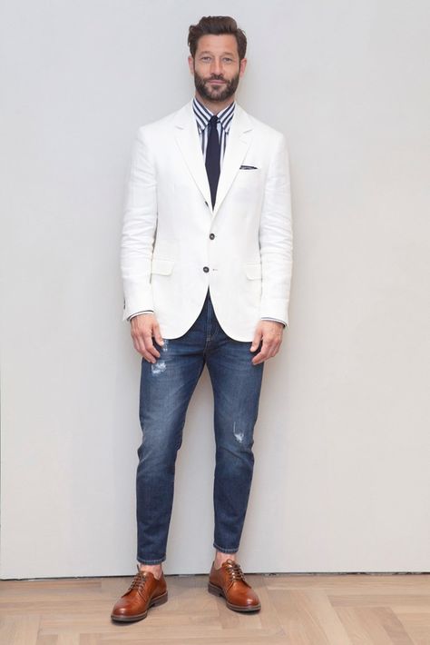 White Blazer Men, Men Fashion Suit, Mens Tailored Suits, News Outfit, Older Mens Fashion, Blazer Outfits Men, Ss 2024, Mens Casual Outfits Summer, Smart Casual Men