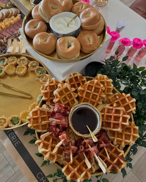 Good morning, brunch babes! 🌞🍓 Imagine waking up to this spread: grazing boards, mini bagels, waffles, sandwiches, fresh fruit, yogurt cups, salads, quiches, and more—all perfectly set up at your Airbnb by AZ Bachelorette Party! 🥂✨ Plus, we’ve got a champagne cart for poolside mimosas and espresso coffee to kickstart your day. ☕️ Whether you’re lounging by the pool or getting ready for a day of fun, we’ve got the best brunch options in town. Ready to brunch it up? Swipe through and tag your s... Cucumber Cocktails, Rehearsal Brunch, Bachelorette Food, Champagne Cart, Bachelorette Party Food, Bachelorette Brunch, Cucumber Cocktail, Mimosa Brunch, Bach Weekend