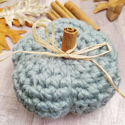 Bulky Yarn Crochet, Magic Circle Crochet, Chunky Yarn Crochet, Crochet Pumpkins, Finger Crochet, Fall Crochet Patterns, Fall Sewing, Dishcloth Crochet Pattern, Halloween Crochet Patterns