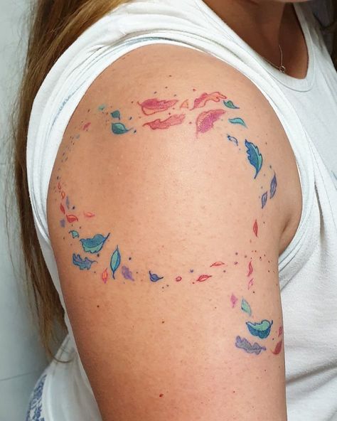 Tattoo Ideas Pocahontas, Pocahontas Leaves Tattoo, Pocahontas Leaves, Pocahontas Tattoo Ideas, Disney Tattoos Pocahontas, Balto And Jenna, Disney Stitch Tattoo, Wind Tattoo, Pop Culture Tattoos