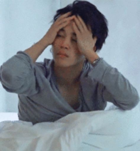 Jimin Sleepy Face, Jimin Bed Selca, Jimin Sleepy, Sleepy Funny, Cold Husband, Sleep Meme, Jimin Icons, Jimin Fanart, Best Friends Funny