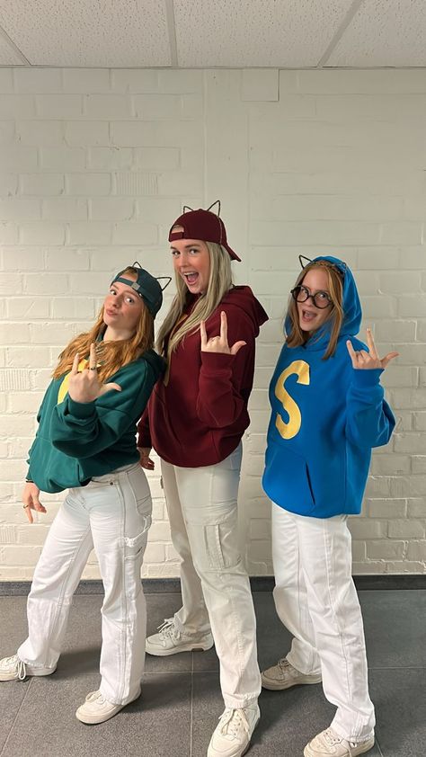 Costume Ideas For 4 Friends Funny, Three Trio Halloween Costumes, Three Way Costume Ideas, Halloween Matching Costumes For 3, 3 Person Matching Outfits, Three People Matching Outfits, 3people Halloween Costumes, Trio Halloween Costumes School Appropriate, Costume Ideas For Three Friends