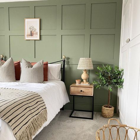 Quiet Character, Bedroom Panelling, Sage Green House, Sage Bedroom, Sage Green Living Room, Green Bedroom Walls, Room Makeover Ideas, Cushion Designs, House Staircase