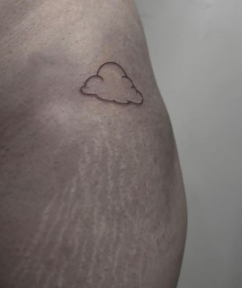 Cloud Tattoo, Tattoos