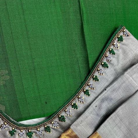 Maggam Work Dresses Neck Designs, Simple Design Maggam Work, Latest Aari Blouse Designs, Simple Embroidery Designs Blouse Thread Work, Simple Work Designs, Green Aari Work Blouse Design, Simple Hand Work Design, Simple Aari Neck Designs, Simple Neck Designs For Blouses