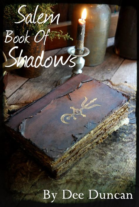 DeeDuncanFolkArtPrimitiveSpellBook Halloween Spell Book, Halloween Spells, Halloween Books, Magic Spells, Book Binding, Altered Books, Samhain, Spell Book, Book Of Shadows