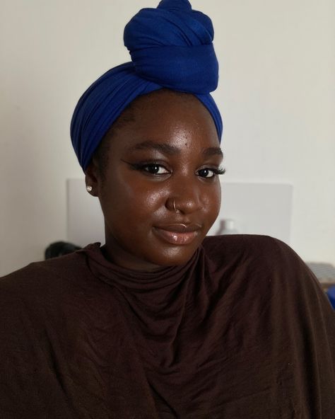 Me 🤝🏾 styling Jersey scarfs into turbans 🥰 Scarf turned Turban: @musoru.veils Makeup by yours truly 🤭 Jersey Scarf, Turbans, Yours Truly, May 21, Scarfs, Turn Ons, Makeup, On Instagram, Instagram