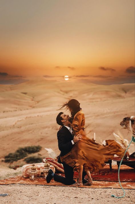 Desert wedding couple elopement proposal boho decor picnic pampa Desert Proposal Ideas, Egypt Proposal, Safari Proposal, Camel Photography, Desert Proposal, Proposal Inspiration, Camping Couple, Dream Proposal, Wedding Snap