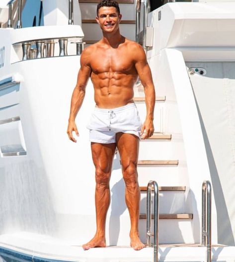 Ronaldo Shirtless, Cristiano Ronaldo Shirtless, Cristiano R, Cristiano Ronaldo Body, Shred Workout, Cavo Tagoo Mykonos, Cristiano Ronaldo Manchester, Madrid Football, Cristino Ronaldo