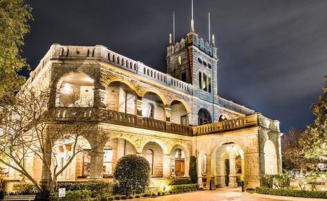 Located in Sydney and searching for a venue that combines vintage character and old-world charm? Start with these 10 historic wedding venues in Sydney. Sandstone Castle, Picnic Wedding Reception, Curzon Hall, Unique Wedding Reception Ideas, Wedding Picnic Reception, Sydney Skyline, Unique Wedding Receptions, Elegant Wedding Venues, Wedding Reception Ideas