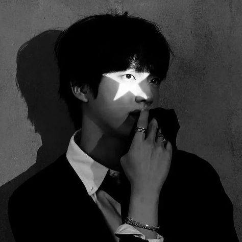 Bts Pic, Bts Black And White, Bts History, Bts Young Forever, Jin Bts, Seokjin Bts, Song Lyrics Wallpaper, Black And White Aesthetic, Black And White Portraits