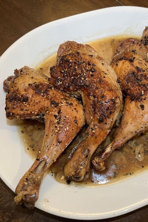 Chicken Leg Quarters Oven, Everything Bagel Chicken, Roast Chicken Recipe, Leg Quarters, Everything Bagel Seasoning, 5 Ingredient Dinners, Foil Packet, Bagel Seasoning, Oven Roasted Chicken