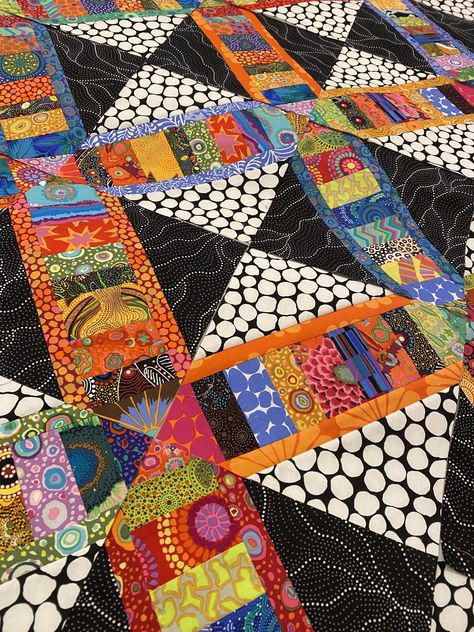 Crumb Piecing, Fractured Quilts, Aboriginal Quilts, Paula Kovarik, Contemporary Quilting, Handmade Fabric Purses, Crumb Quilts, Kaffe Quilts, Quilt Layouts