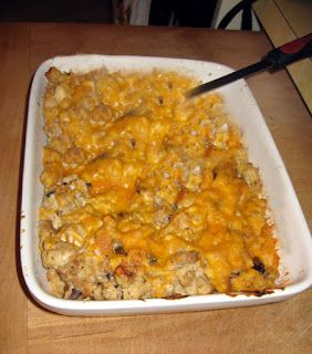 The Potluck Vegetarian: Grandma's Vege-Chicken Casserole Potluck Vegetarian, Easy Tuna Casserole, Tuna Casserole Easy, Chicke Recipes, Tuna Casserole, Stuffing Mix, Potluck Dishes, Vegetarian Entrees, Potluck Recipes