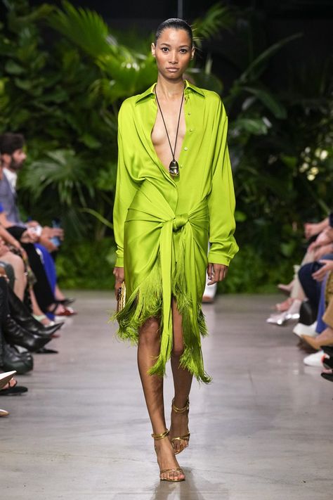 Spring 2023 Ready To Wear, 2023 Ready To Wear Collection, 2023 Ready To Wear, Denim Trends, Michael Kors Collection, Spring Fashion Trends, Fashion Spring, Spring 2023, Fashion Mode