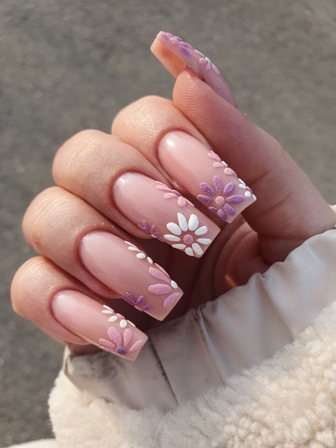 Flowers Light Pink Floral Nails, Flower Coffin Nails, Work Nails, Nail Art Ombre, Spring Set, Fire Nails, Queenstown, Floral Nails, Chic Nails