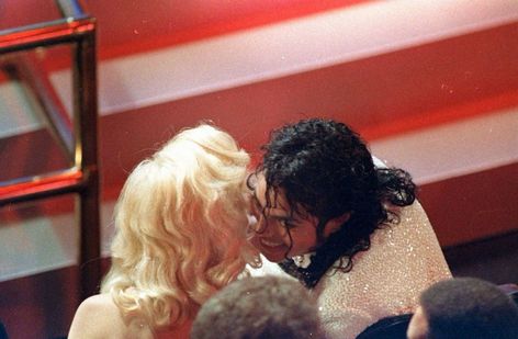 Michael and Madonna Mjj Pictures, Mj Bad, Michael Jackson Bad Era, Jackson Bad, Michael Jackson Bad, Michael Jackson Pics, The Jacksons, The Oscars, King Of Pops