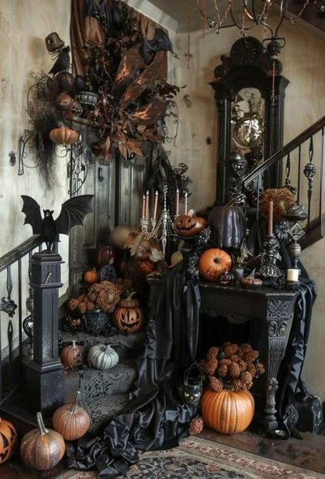 Halloween Decorations Ideas, Elegant Halloween, Vintage Halloween Decorations, Homemade Halloween, Halloween Decorations Indoor, Theme Halloween, Halloween Inspiration, Halloween Deco, Halloween Home Decor