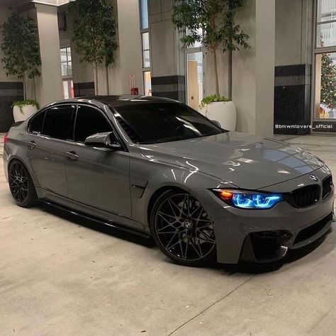 E60 Bmw, Bmw Sports Car, Tmax Yamaha, Carros Bmw, Black Audi, Dream Cars Bmw, Grey Car, Aesthetic Cool, Pimped Out Cars