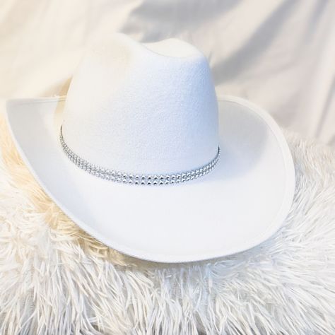 Rhinestone Cowboy Hat, White Cowboy Hat, Rhinestone Cowboy, Adidas Hat, Felt Cowboy Hats, Chapeau Cowboy, Pink Beanies, Cowgirl Hat, News Boy Hat