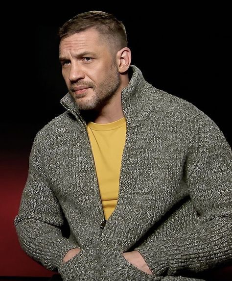 Tom Hardy Haircut, Tom Hardy Variations, Leonardo Dicaprio Girlfriend, November Fashion, Mens Hairstyles Short, Nov 1, Tom Hardy, Beard Styles, Haircuts For Men