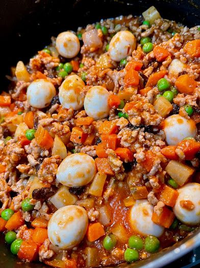 Pork Giniling With Quail Egg, Picadillo Recipe Filipino, Easy Filipino Recipes, Picadillo Recipe, Filipino Foods, Filipino Dishes, Quail Eggs, Pinoy Food, Filipino Food