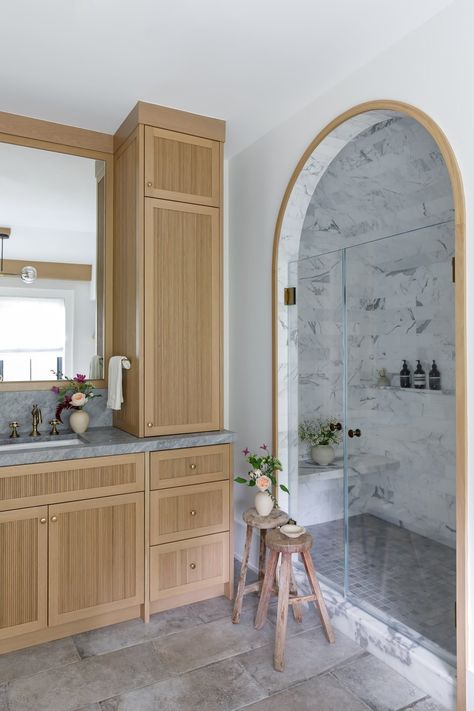 Shower Archway Master Bath, Bathroom With Archway, Walk In Shower Next To Vanity, Arched Shower Entrance, Arch In Bathroom, Arched Bathroom Door, Arched Shower Entry, Shower Archway, Arch Shower Entry