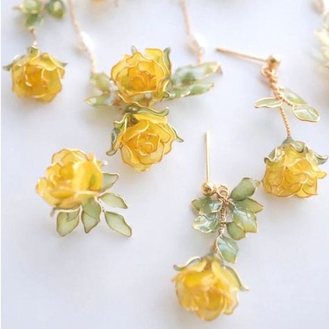 Bridal Drop Earrings, Natural Aesthetic, Spring Jewelry, Dope Jewelry, Earrings Flower, Rose Jewelry, Resin Flowers, Girly Jewelry, Pretty Jewellery