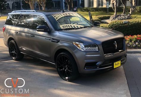 2020 Lincoln Navigator with 24” Signature V Tyres & 24” Kunene wheels #2020 #2021 #Lincoln #Navigator #LincolnNavigator #Voguetyres #SignatureV #Kunenewheels #CVD #CVDauto #CustomVehicleDesign Lincoln Suv, 2018 Lincoln Navigator, Best Suv Cars, Luxury Helicopter, Vision Bored, Indian Scout, Cars Luxury, Suv Cars, Lincoln Navigator