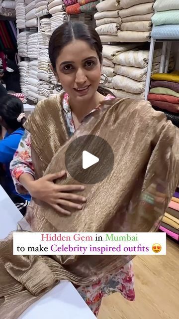 Celebrity Inspired Outfits Indian, Mumbai Shopping Market, Scratch Outfit Ideas Ethnic, Saree From Scratch Ideas, Outfit From Scratch Ideas, Scratch Outfit Ideas, Celebrity Indian Outfits, Saree From Scratch, Outfit From Scratch Indian