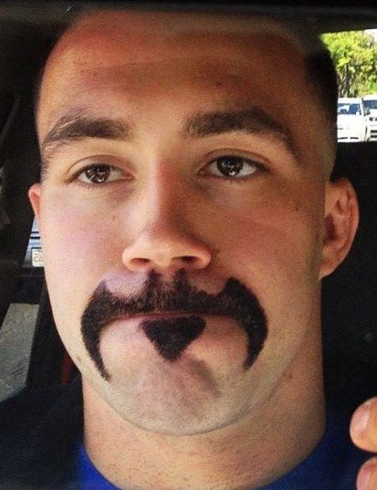 There's only one week left of Movember, so we've rounded up the 12 craziest moustaches we've ever seen. Click the picture to see our Buzzfeed! Tanda Tanya, Im Batman, Memes Humor, Beard No Mustache, 인물 사진, Facial Hair, Bones Funny, Amalfi, Funny Images