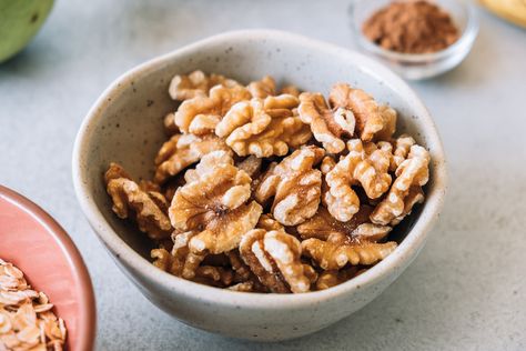 Healthy Muesli, Healthy Tart, Muesli Breakfast, Paleo Friendly Desserts, Healthy Pantry, Super Snacks, Walnut Recipes, Homemade Muesli, How To Store