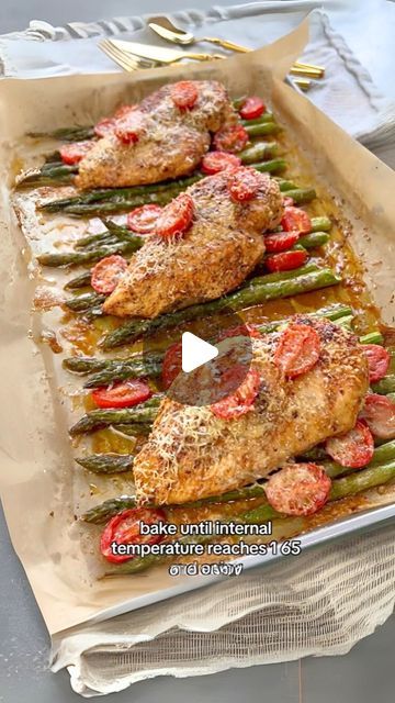 Mediterranean Diet Plan on Instagram: "Juicy Flavor Packed Chicken Breast over Asparagus with Grape Tomatoes and Parmigiano Reggiano

By vessys_gourmet_kitchen

🙌 Type "yes" if you want to get more posts like this

👉 Follow my page @mediterraneandiet.tasty to get Mediterranean diet recipes and tips for weight loss and a healthy lifestyle.

👉🏼Ingredients:
3 chicken breasts
1 lbs asparagus
5 oz cherry/grape tomatoes
1 cup Parmigiano Reggiano- freshly grated
1 tsp paprika
1 1/2 tsp salt
1 tsp garlic powder
1 tsp Italian seasoning
Black pepper
1/4 cup olive oil
Basil leaves, for garnish

👉🏼Recipe
1. Pound chicken breast to help cook evenly; season with olive oil, paprika, Italian seasoning, garlic powder, salt and pepper on both sides and pan sear until internal temperature reaches 145- Chicken Asparagus Cherry Tomatoes, Chicken Asparagus Recipe, 30 Min Meals, Mediterranean Diet Plan, Chicken Asparagus, Chicken Dinners, Food Favorites, Food Garnishes, Parmigiano Reggiano