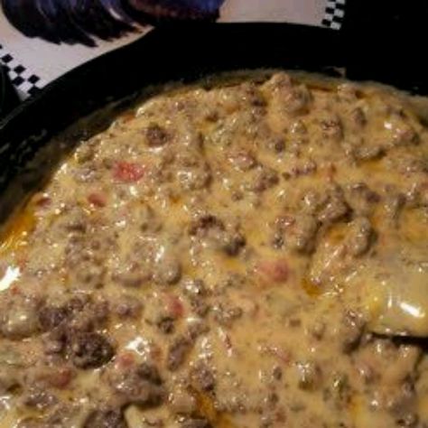 Hamburger Queso Dip, Hamburger Cheese Dips, Velveeta Queso Dip, Best Cheese Dip, Spicy Sausage Dip, Hamburger Dip, Cheesy Sausage Dip, Dip Crockpot, Sausage Cheese Dip